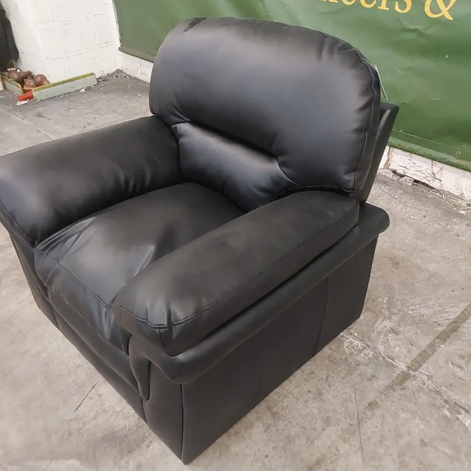 DESIGNER BLACK LEATHER ARMCHAIR 