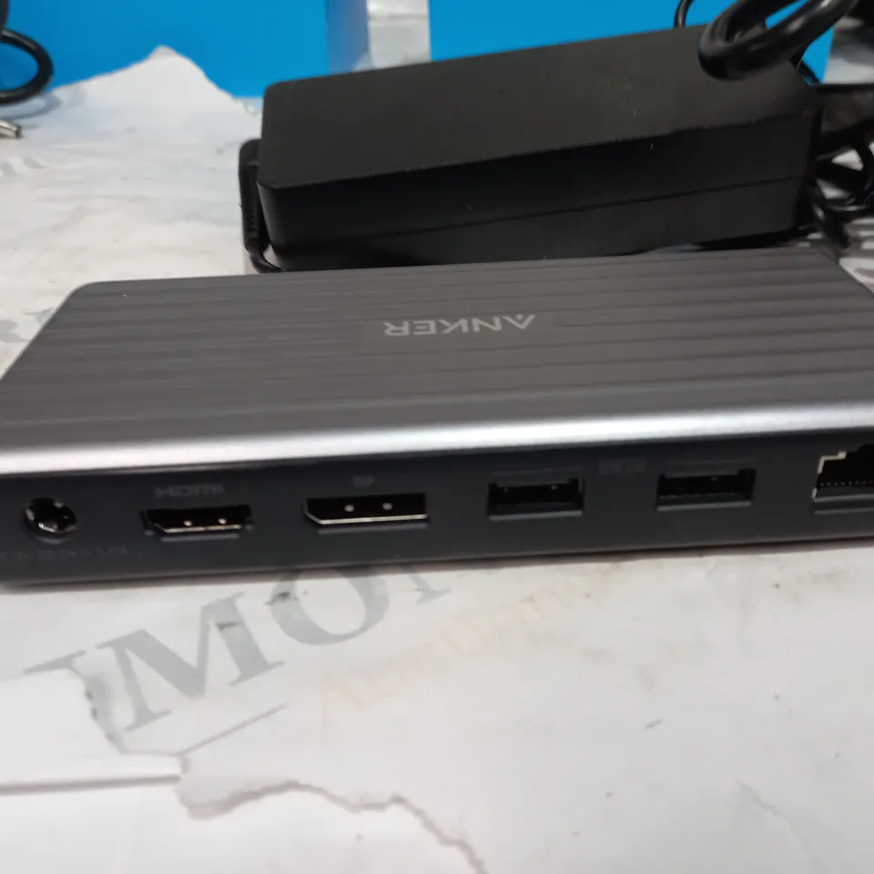 ANKER 353 USB-C DOCKING STATION (9-IN-1) WITH CHARGER