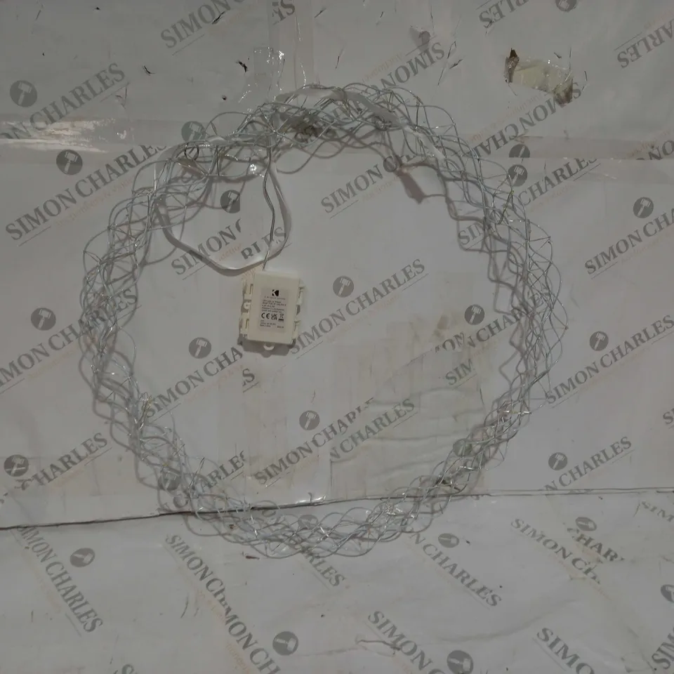 KELLY HOPPEN WHITE LIGHT UP WREATH