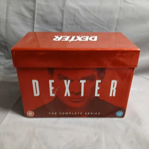 DEXTER: THE COMPLETE SERIES BOX SET – DVD