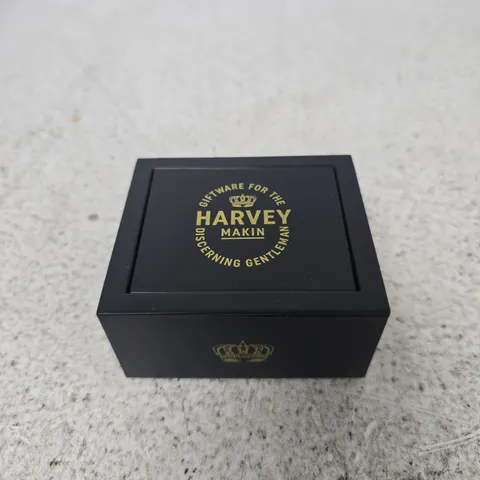 HARVEY MAKIN CUFFLINKS IN BLACK PRESENTATION BOX