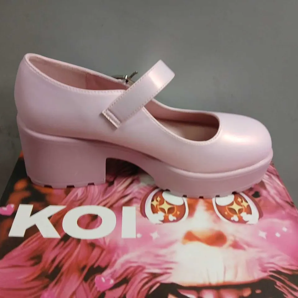 BOXED KOI TIRA PEARL MARY JANES BLUSH JEWEL EDITION SIZE 7