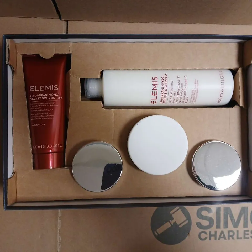 ELEMIS SKINCARE SET