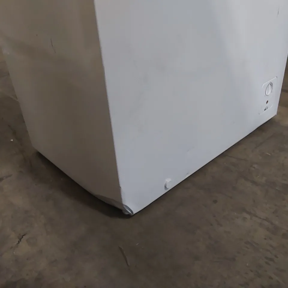 FRIDGEMASTER MCF198 STATIC CHEST FREEZER 198L