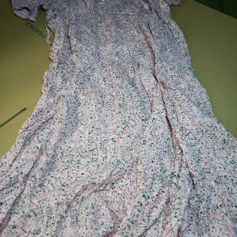 NEW LOOK SOFT PINK DITSY MAXI DRESS - SIZE 16
