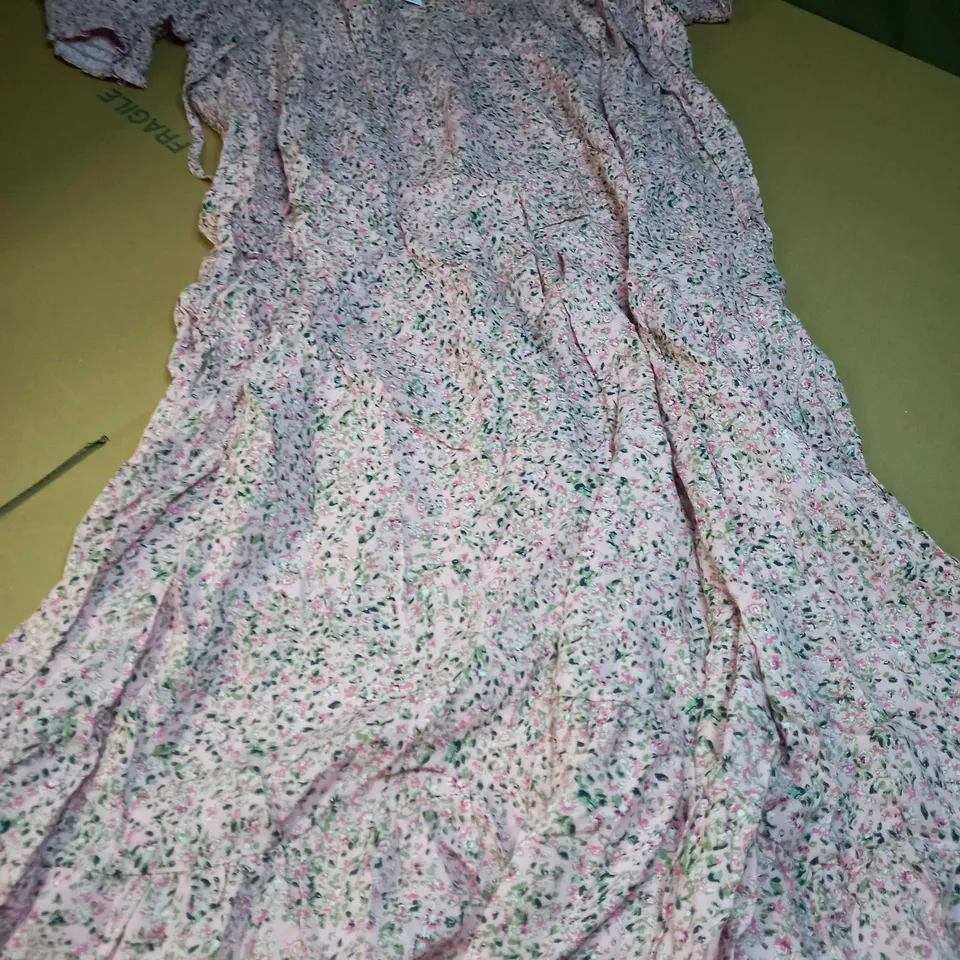NEW LOOK SOFT PINK DITSY MAXI DRESS - SIZE 16