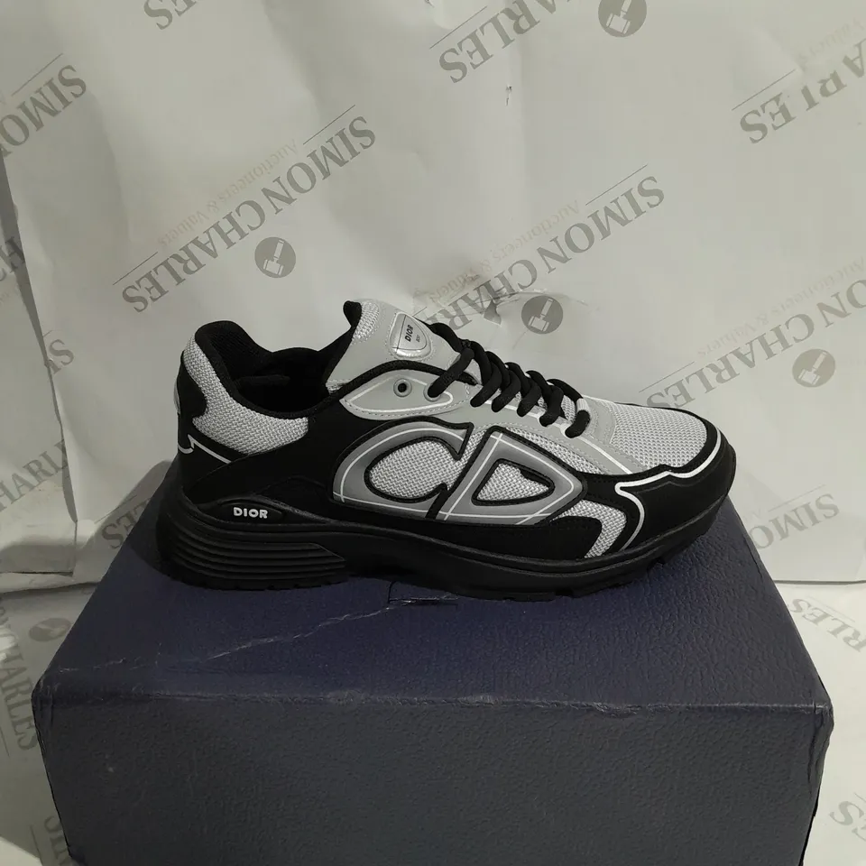 DIOR B30 SNEAKER TRAINERS SIZE 7 
