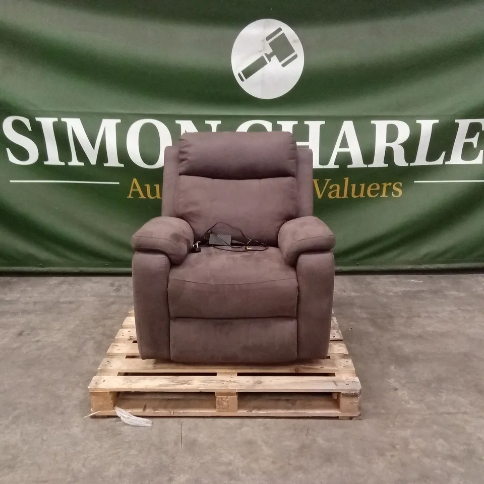QUALITY DESIGNER POWER RECLINER ARMCHAIR