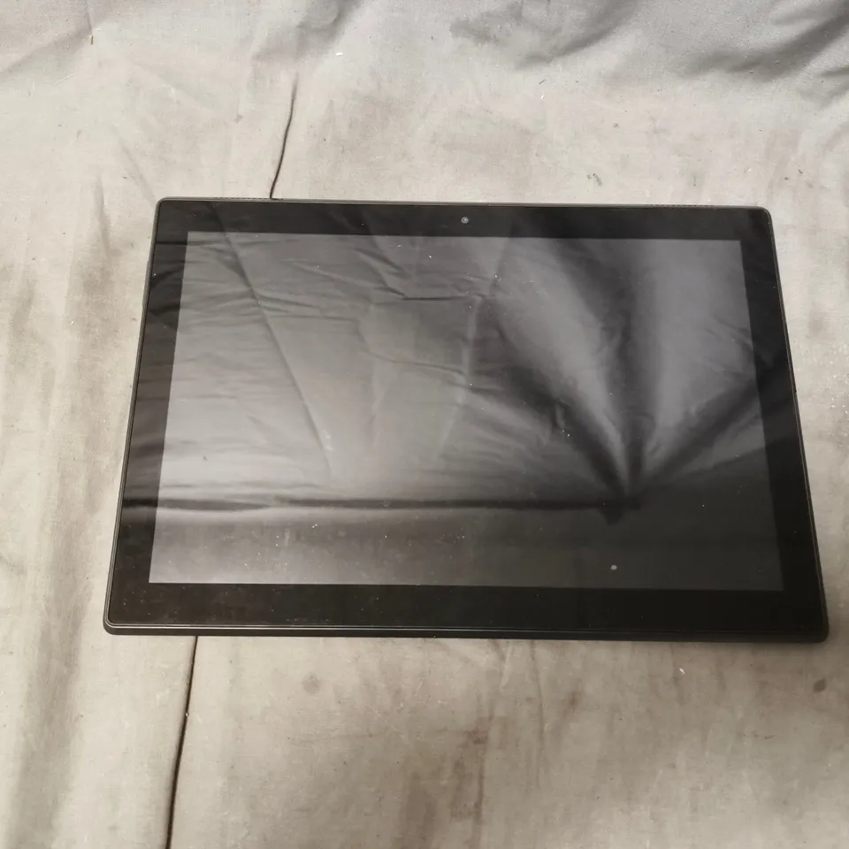 LENOVO TB-X304P TABLET