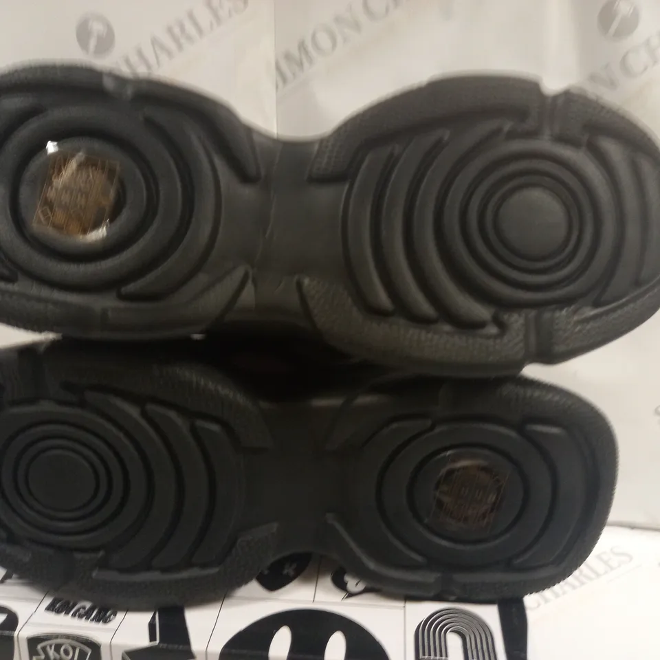 BOXED PAIR OF KOI FOOTWEAR CHUNKY SOLED TRAINERS IN BLACK/PURPLE - UK 9