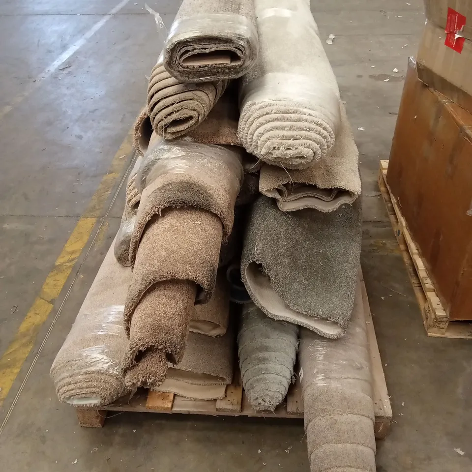 PALLET OF APPROXIMATELY 14 ROLLS OF CARPET