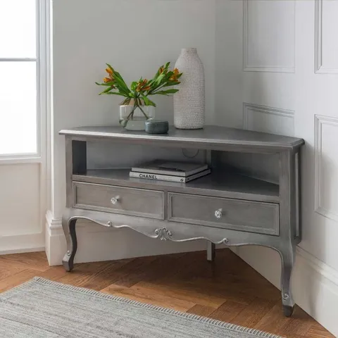 BRAND NEW BOXED HOMESDIRECT365 ANTIQUE FRENCH STYLE CORNER TV CABINET - SILVER