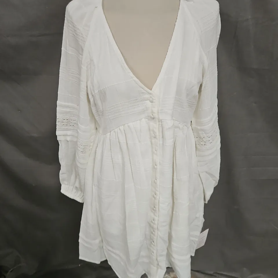 NOBODY'S CHILD SHANICE MINI DRESS IN WHITE SIZE 12