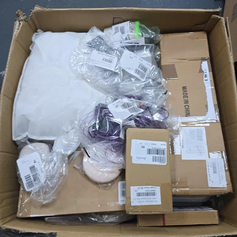 BOX OF APPROXIMATELY 15 ASSORTED ITEMS TO INCLUDE - LED LIGHTS , FACE DEVICES , ETC