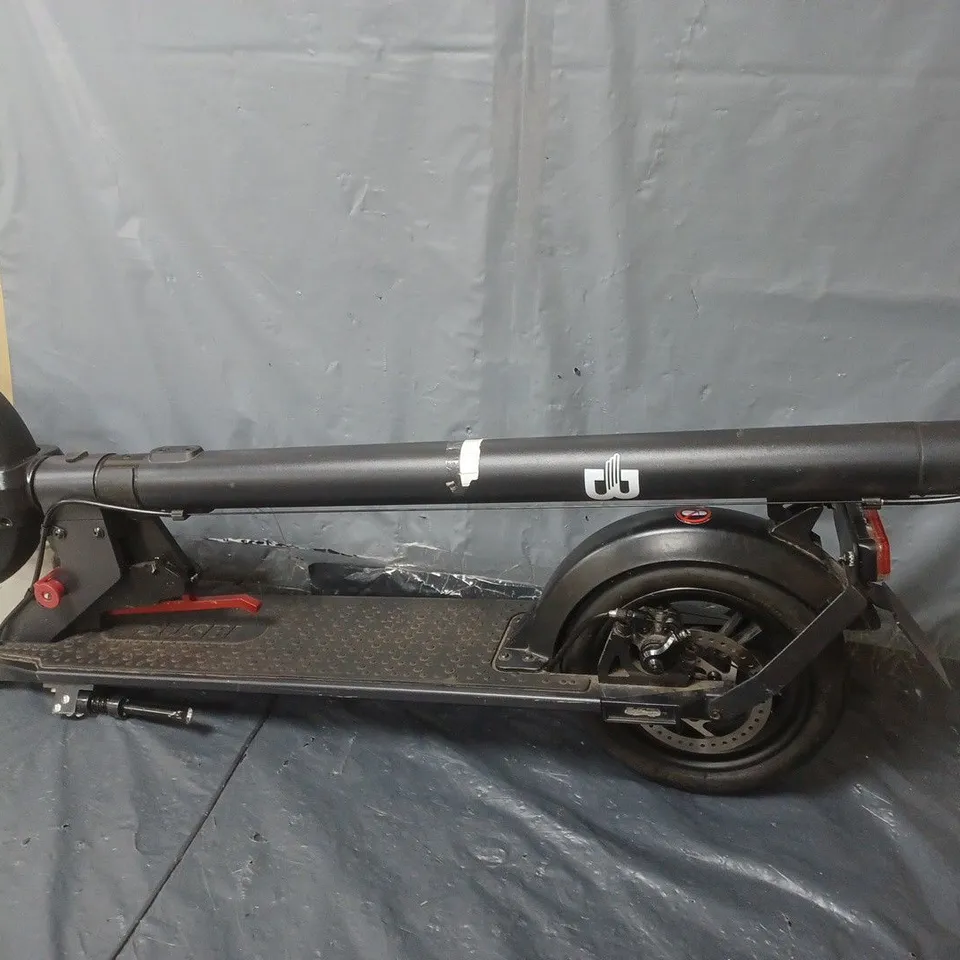 BUSBI FIREFLY ELECTRIC SCOOTER - COLLECTION ONLY 