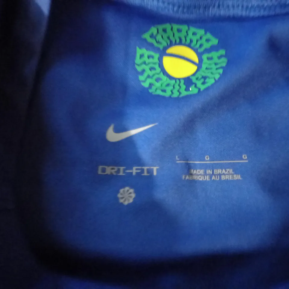 NIKE DRI-FIT BRASIL FOOTBALL TSHIRT - SIZE L