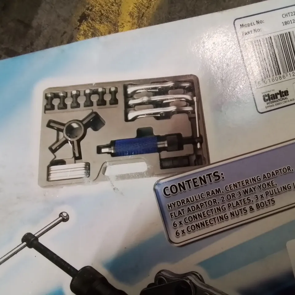 BOXED CLARKE HYDRAULIC PULLER SET
