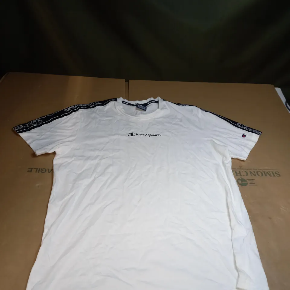 CHAMPION WHITE T-SHIRT SIZE L