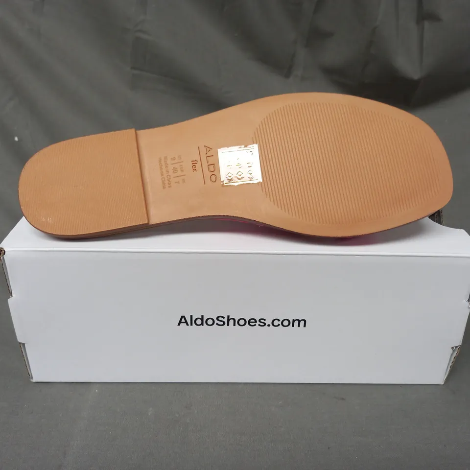 BOXED PAIR OF ALDO OPEN TOE FLAT SANDALS IN PINK UK SIZE 7