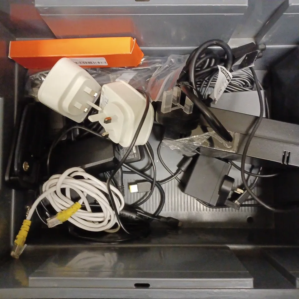 BOX OF ASSORTED ELECTRICALS & ELECTRICAL CABLES OF VARIOUS TYPES TO INCLUDE HDMI CABLE, LANDLIKNE PHONE, BT ETHERNET EXTENDER, ETC