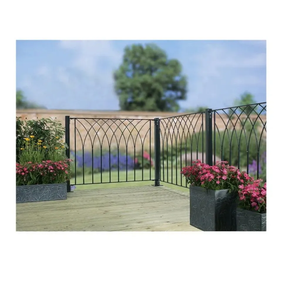 BAGGED ARTONDALE METAL GARDEN FENCE PANEL 81cm H x 113cm W