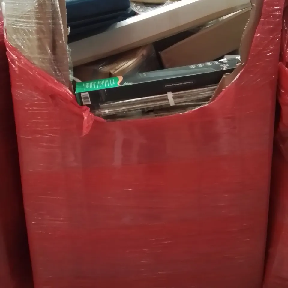 PALLET CONTAINING VARIOUS ASSORTED BOXED HOUSEHOLD ITEMS TO INCLUDE: SHOWER KITS, LARGE DOG CAR RAMP, AQUARIUM LIGHTS AND LOTS MORE UNMARKED BOXED ITEMS 