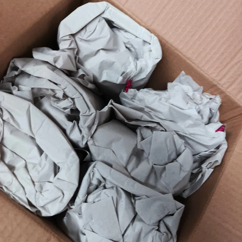 APPROXIMATELY 48 GISELA GRAHAM NOVELTY HANGING COW HEAD BAUBLES