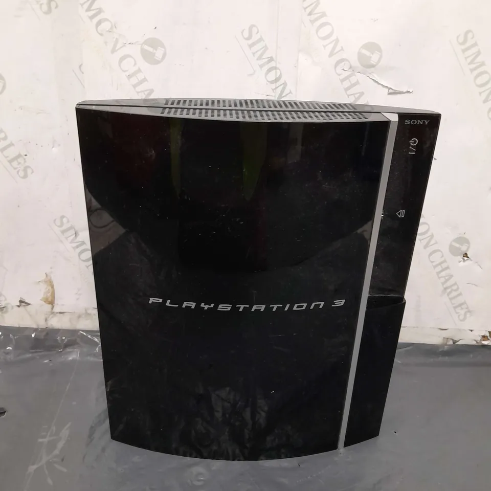 PLAYSTATION 3 GAMES CONSOLE
