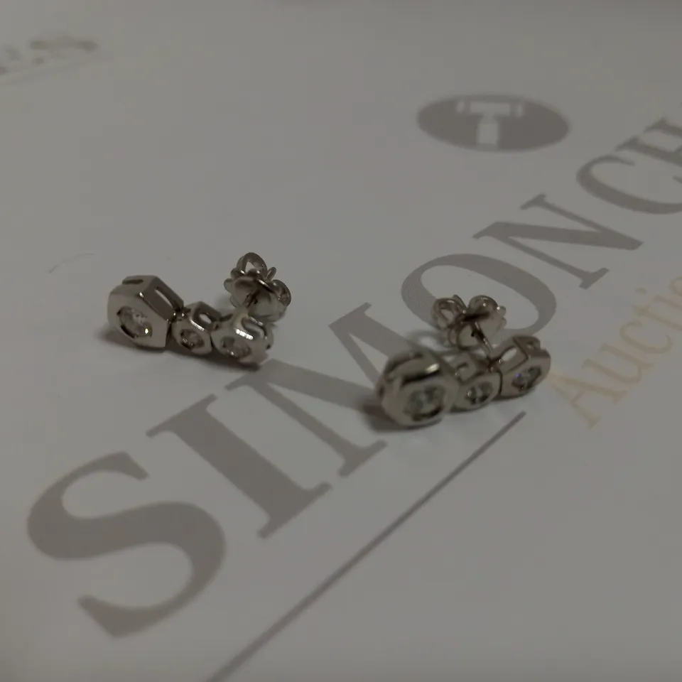 DESIGNER 18CT WHITE GOLD DROP EARRINGS SET WITH DIAMONDS WEIGHING +-0.51CT