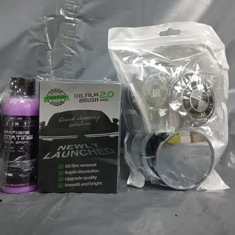 APPROXIMATELY 15 ASSORTED CAR ACCESSORIES ITEMS TO INCLUDE GRAPHENE COATING REPAIR SPRAY, OIL FILM 2.0 BRUSH, ETC - COLLECTION ONLY