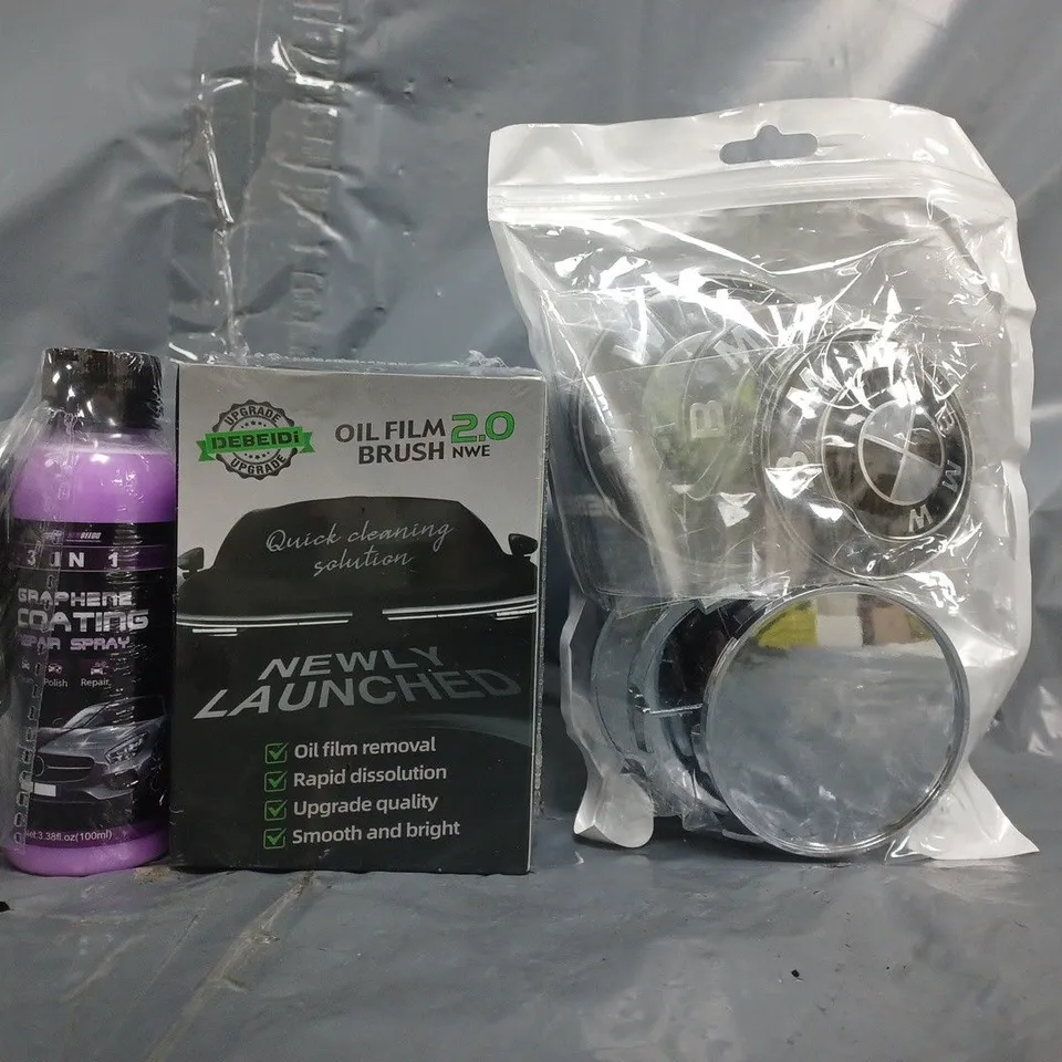 APPROXIMATELY 15 ASSORTED CAR ACCESSORIES ITEMS TO INCLUDE GRAPHENE COATING REPAIR SPRAY, OIL FILM 2.0 BRUSH, ETC - COLLECTION ONLY