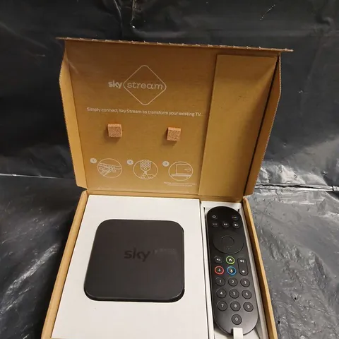 SKY STREAM SET-TOP BOX WITH REMOTE