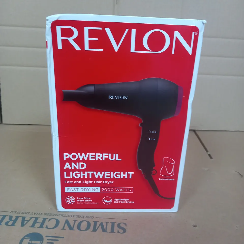 BOXED REVLON FAST AND LIGHT HAIR DRYER IN BLACK