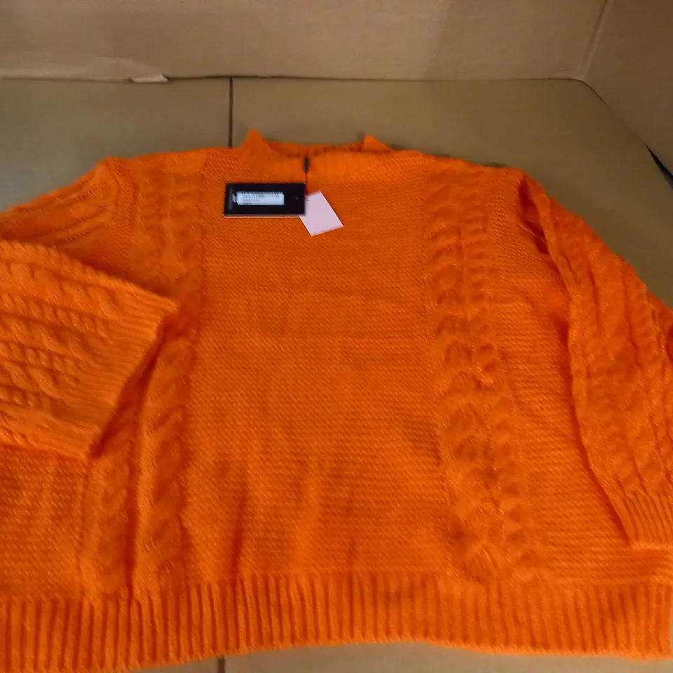 PRETTYLITTLETHING ORANGE EXTREME SLEEVE CABLE KNIT JUMPER - M