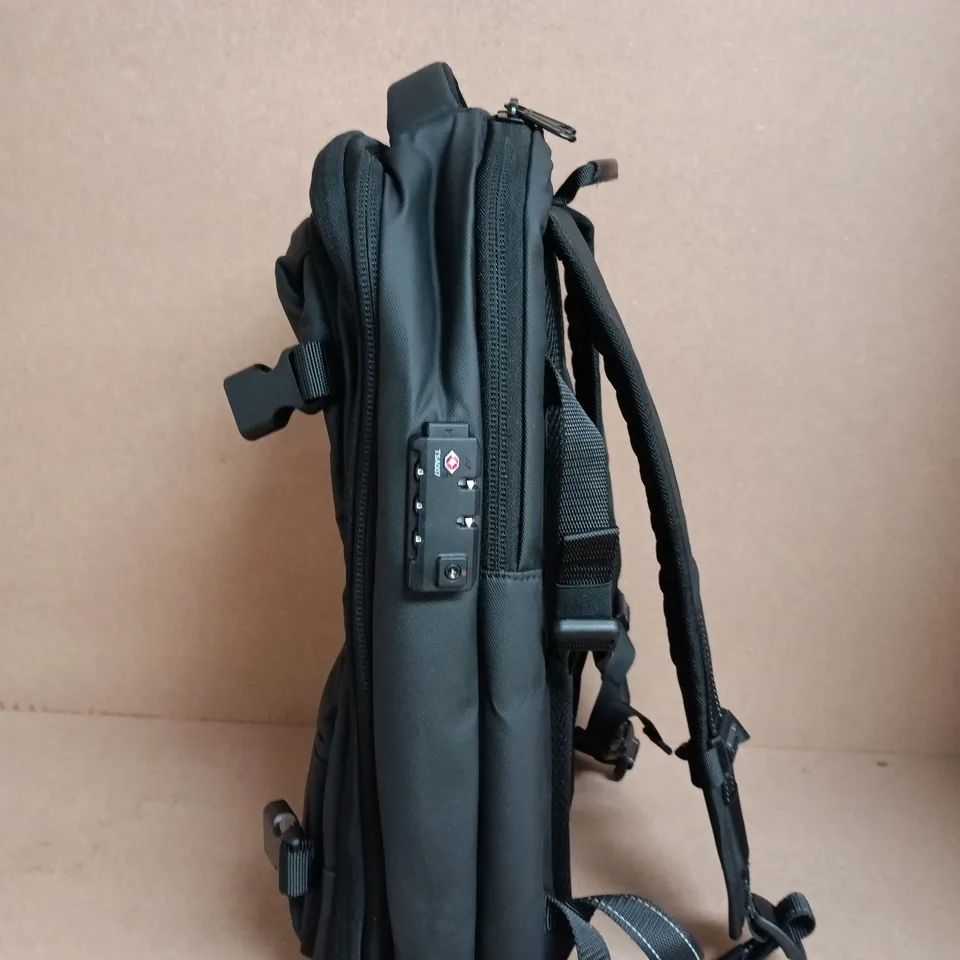 BLACK CAMERA BACKPACK WITH PADDED COMPARTMENTS
