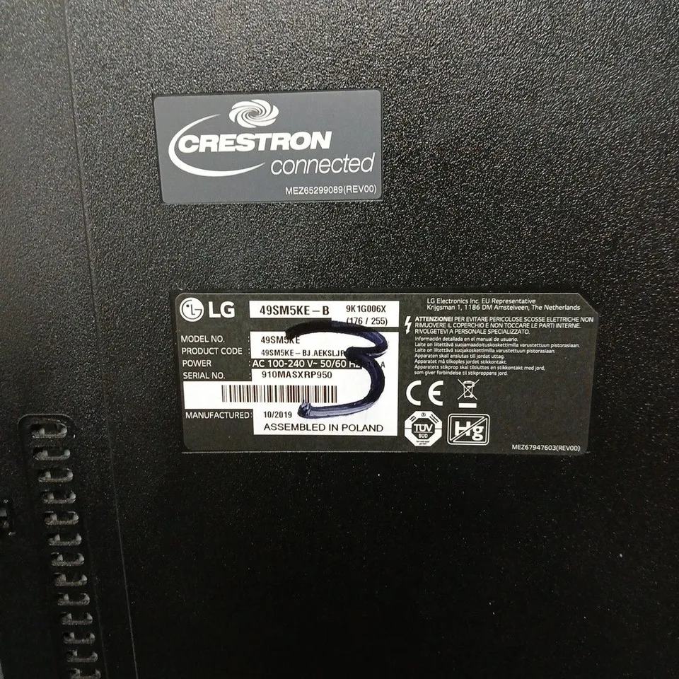 LG 49SM5KE-B 49-INCH WEBOS SIGNAGE MONITOR BOXED. NO POWER SUPPLY OR ACCESSORIES.