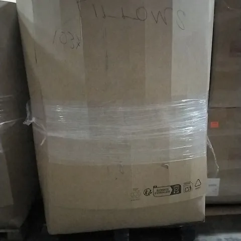 PALLET CONTAINING ASSORTED PILLOWS 