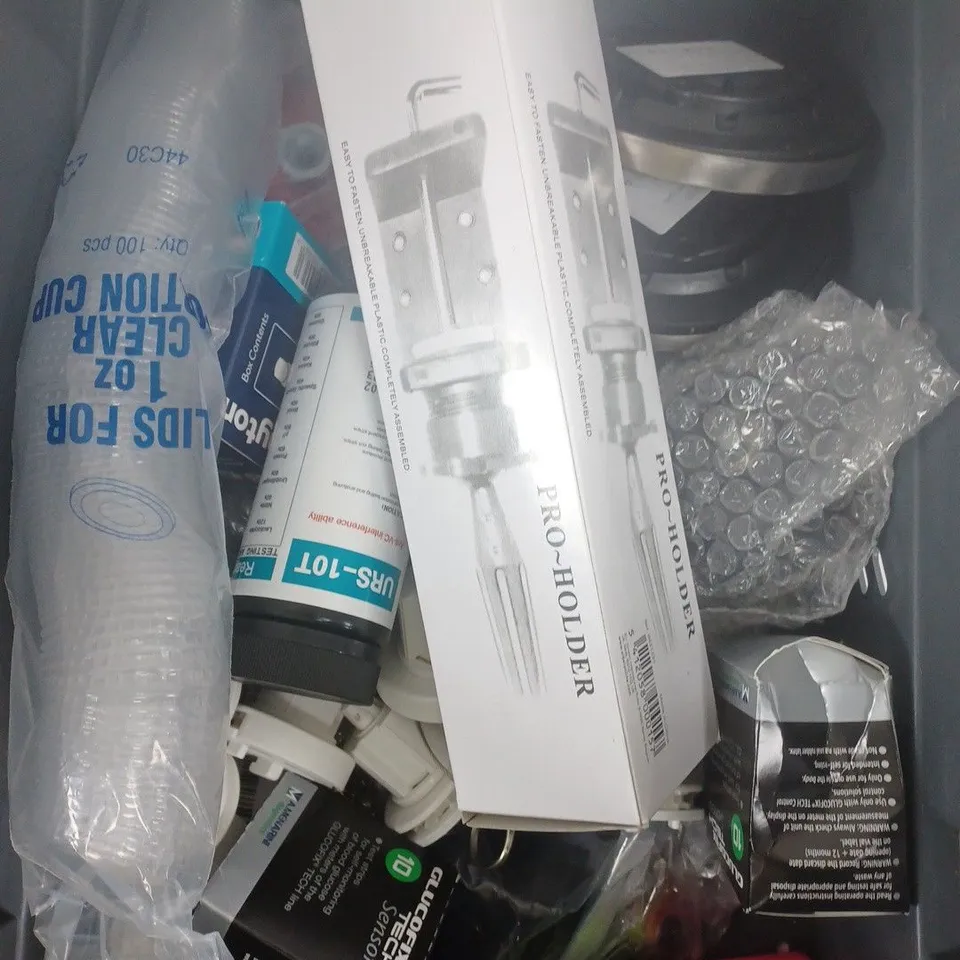 BOX OF APPROXIMATELY 20 ASSORTED HOUSEHOLD ITEMS TO INCLUDE 8MM VIDEO CASSETTE, TABLET CASE, BLACK SHOE POLISH, ETC