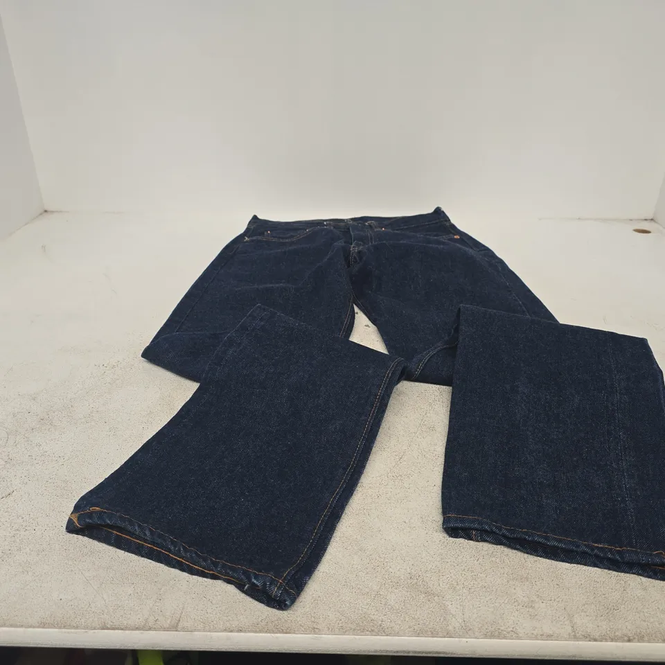 LEVI'S BLUE JEANS W30 L36