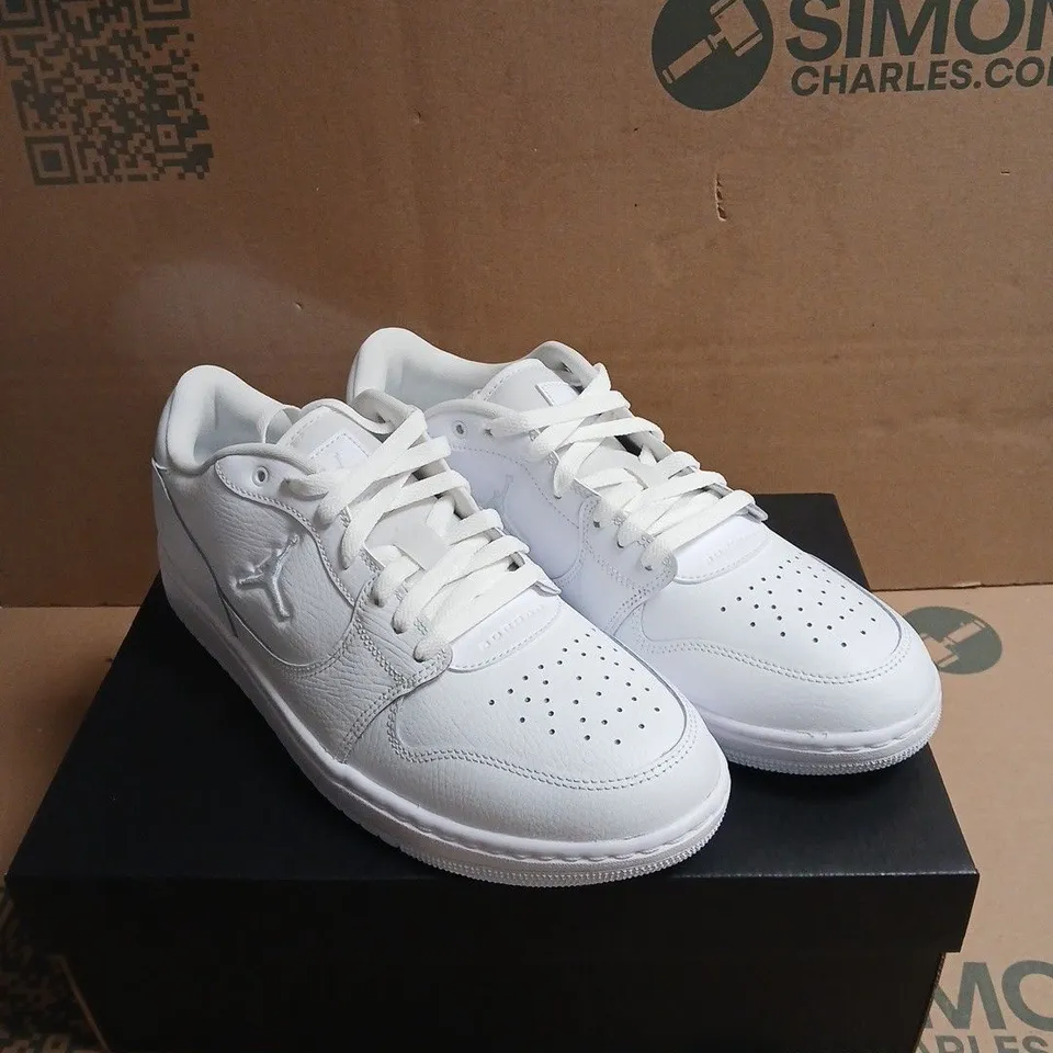 NIKE JORDAN WHITE TRAINERS BOXED SIZE 10