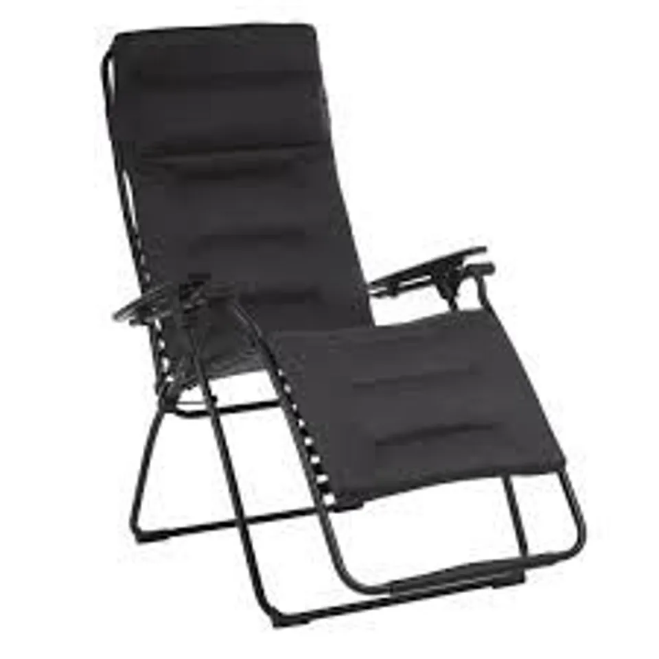 BOXED PAIR OF TESLIN LAFUMA LOUNGE CHAIRS - BLACK