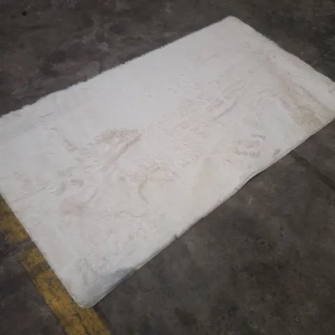 QUALITY DESIGNER AREA RUG APPROXIMATELY 80×150CM