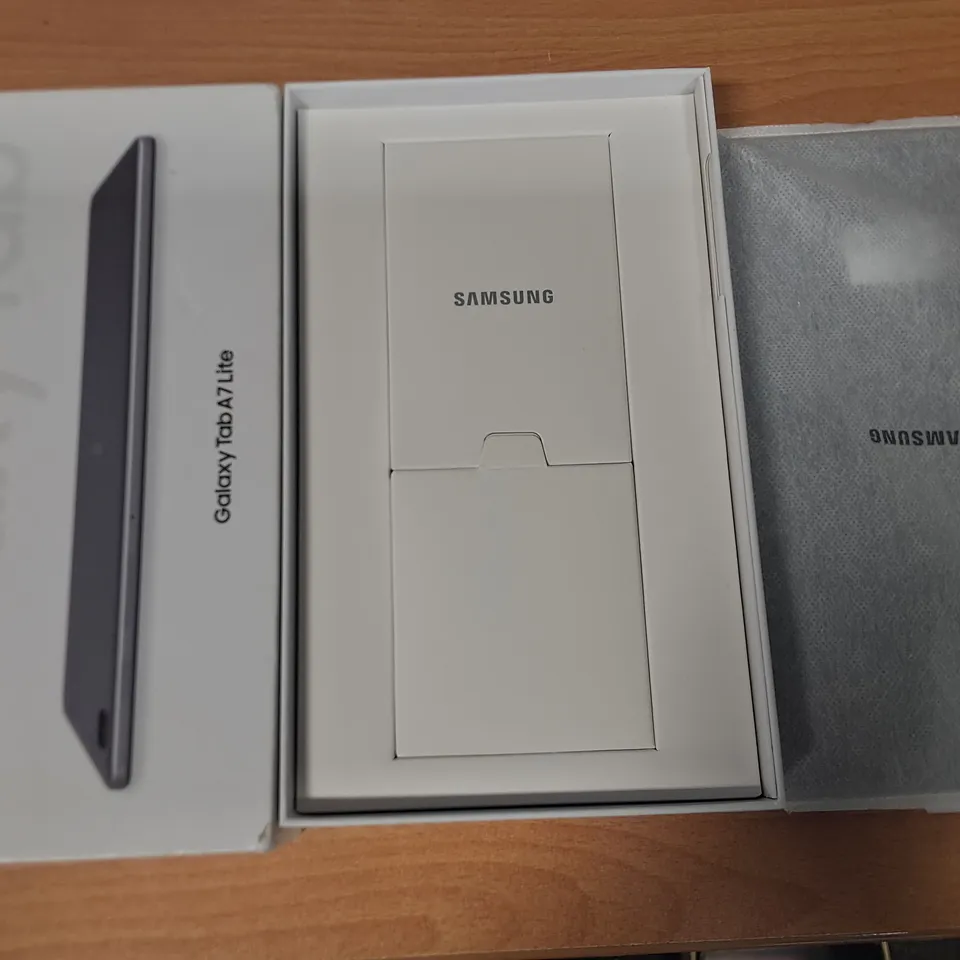 BOXED SAMSUNG GALAXY TAB A7 LITE 32GB IN GREY - SM-T220