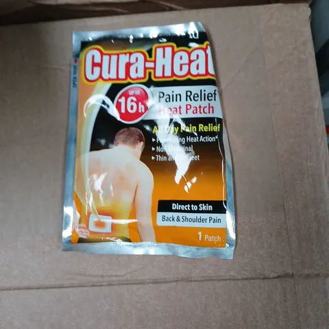 APPROXIMATELY 16 ASSORTED ITEMS INCLUDING HYPAPLAST , BLISTER PLASTERS AND CURA HEAT PATCH
