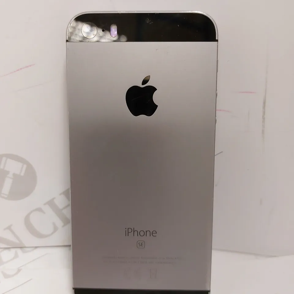 APPLE IPHONE SE (1ST GENERATION) A1723 