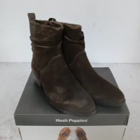 HUSH PUPPIES IRIS SLOUCH ANKLE BOOTS - 5