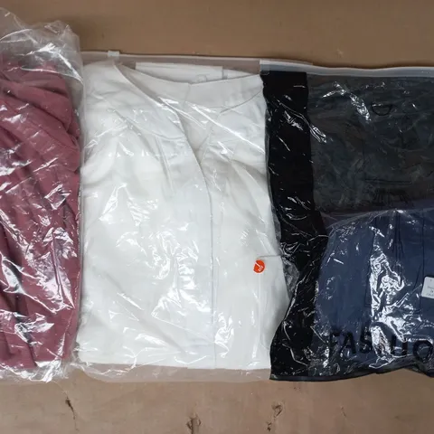 APPROXIMATELY 20 ASSORTED CLOTHING AND FASHION PRODUCTS IN VARIOUS STYLES AND SIZES - COLLECTION ONLY