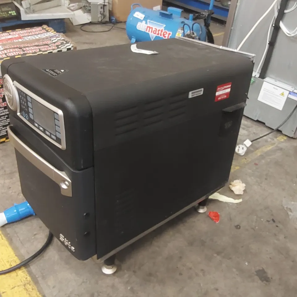 TURBOCHEF SOTA TOUCH VENTLESS RAPID COOK OVEN