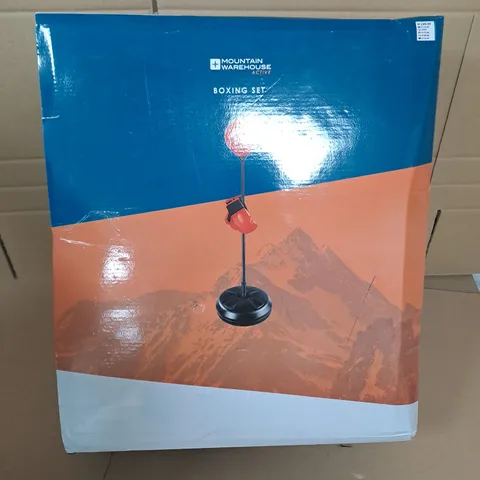 BOXED MOUNTAIN WAREHOUSE ACTIVE BOXING SET