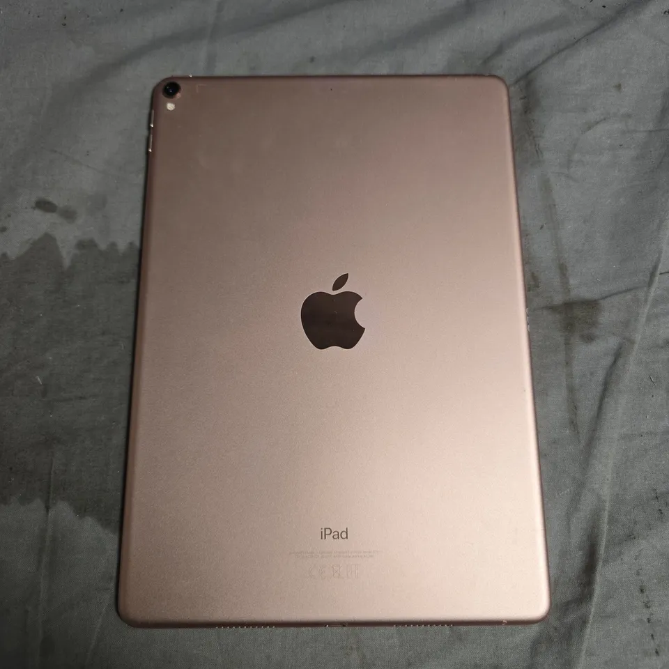 APPLE IPAD PRO A1701